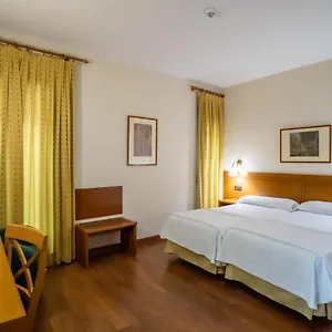 *** Hotel Yit Conquista De Spanien