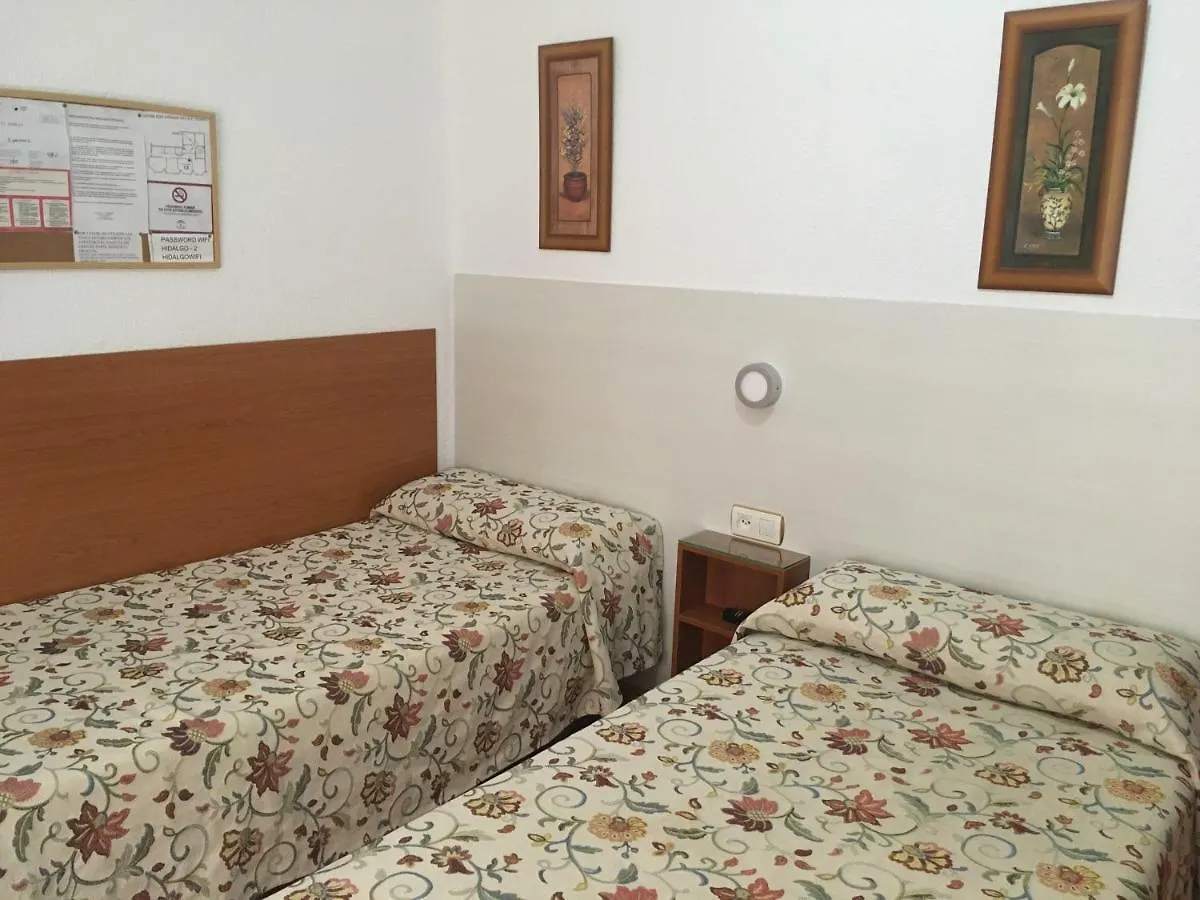 Pension El Hidalgo Granada 2*,